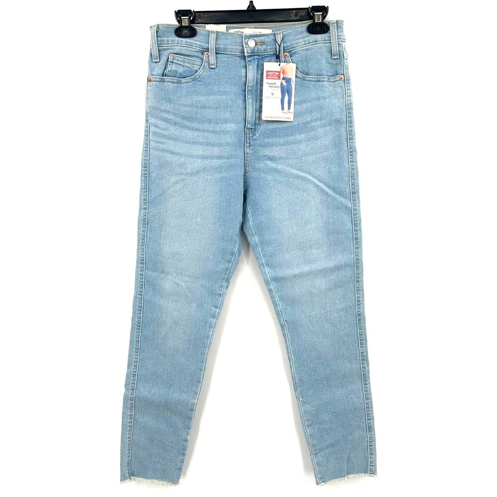 Signature Levi Straus NWT New with Tags Size 6 / W28 Skinny Jeans High Rise Blue